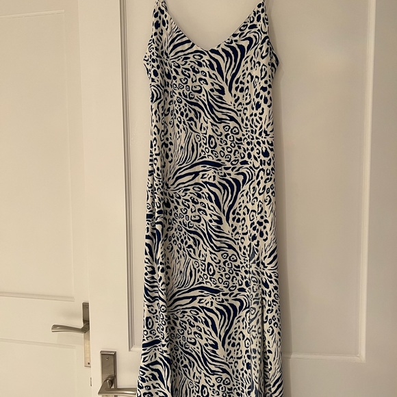 New! Never worn Reformation Crimini dress - Picture 3 of 9